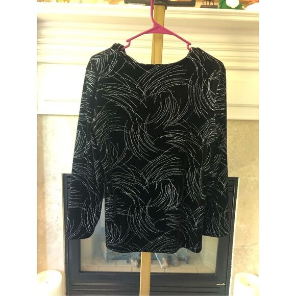 Briggs Women’s Black 3/4 Sleeve Silver Wisp Design Blouse Size Petite S - Picture 2 of 6